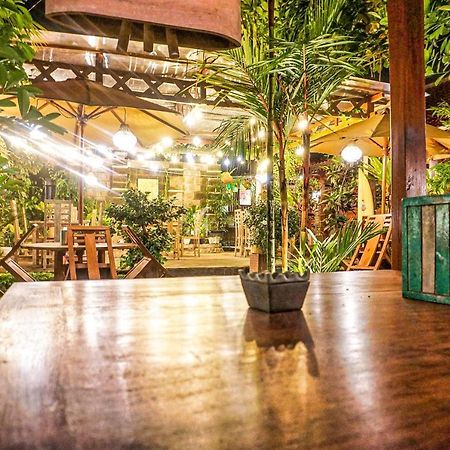 The Wisma Pulau Merah Pasanggaran Eksteriør billede