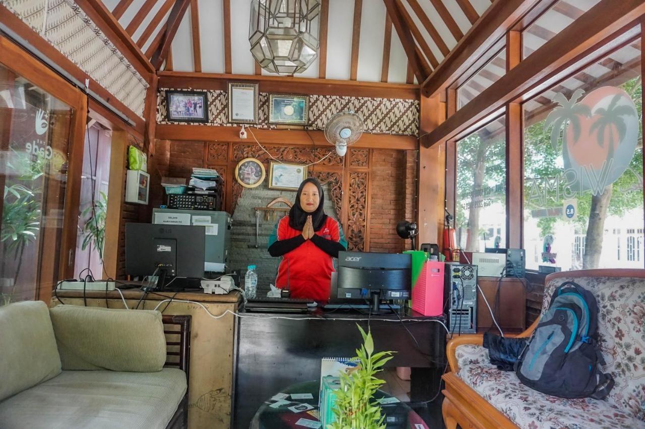 The Wisma Pulau Merah Pasanggaran Eksteriør billede