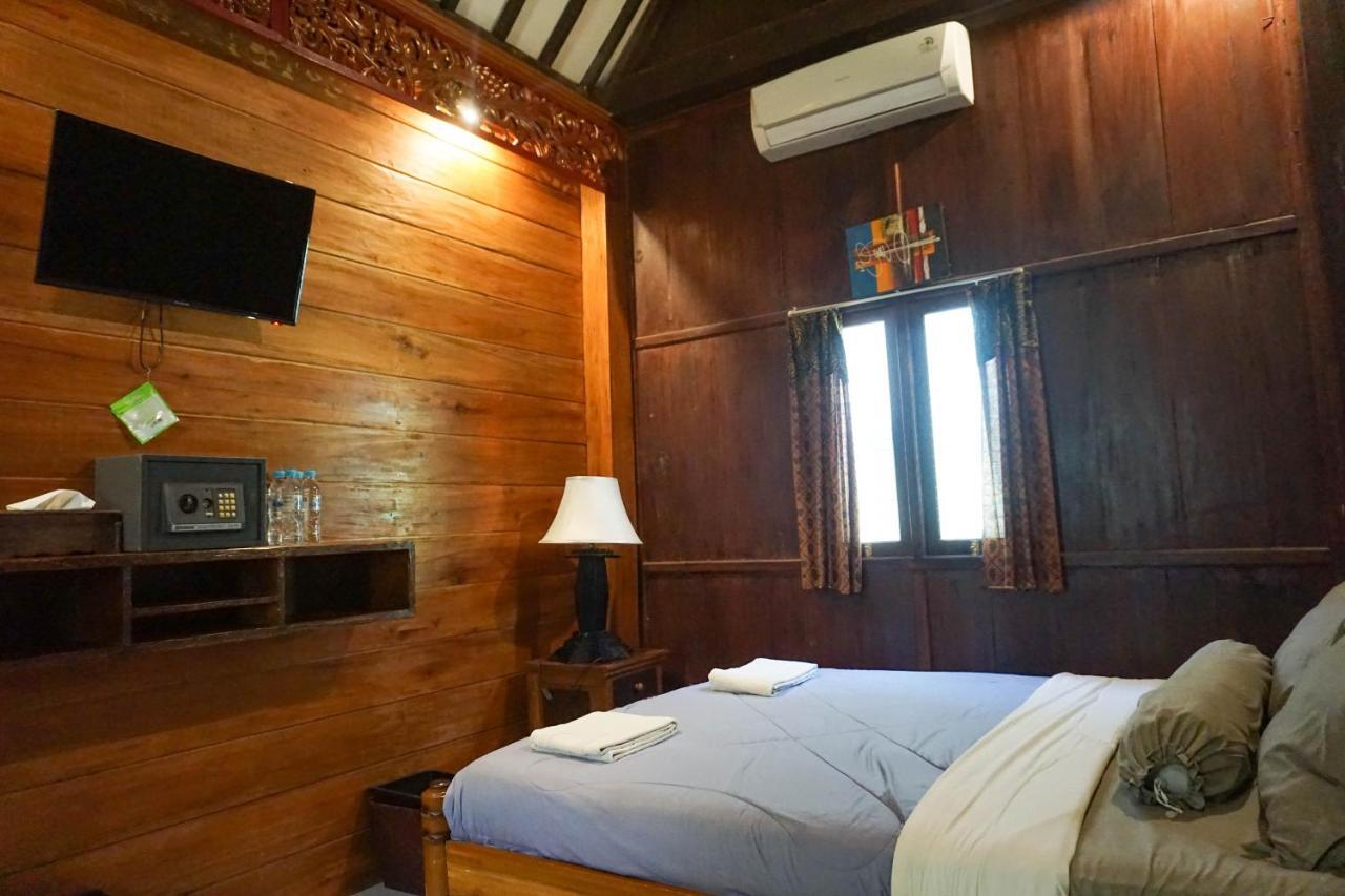 The Wisma Pulau Merah Pasanggaran Eksteriør billede