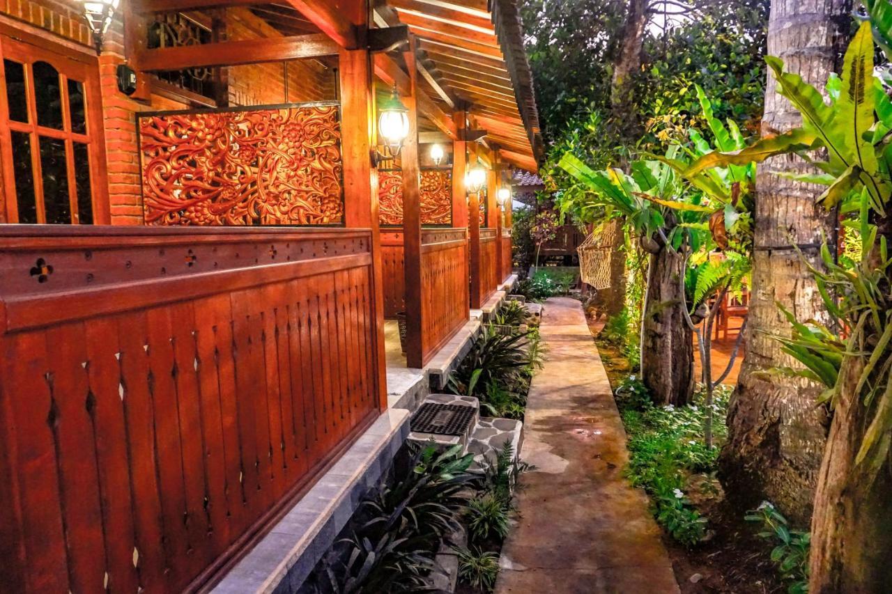 The Wisma Pulau Merah Pasanggaran Eksteriør billede